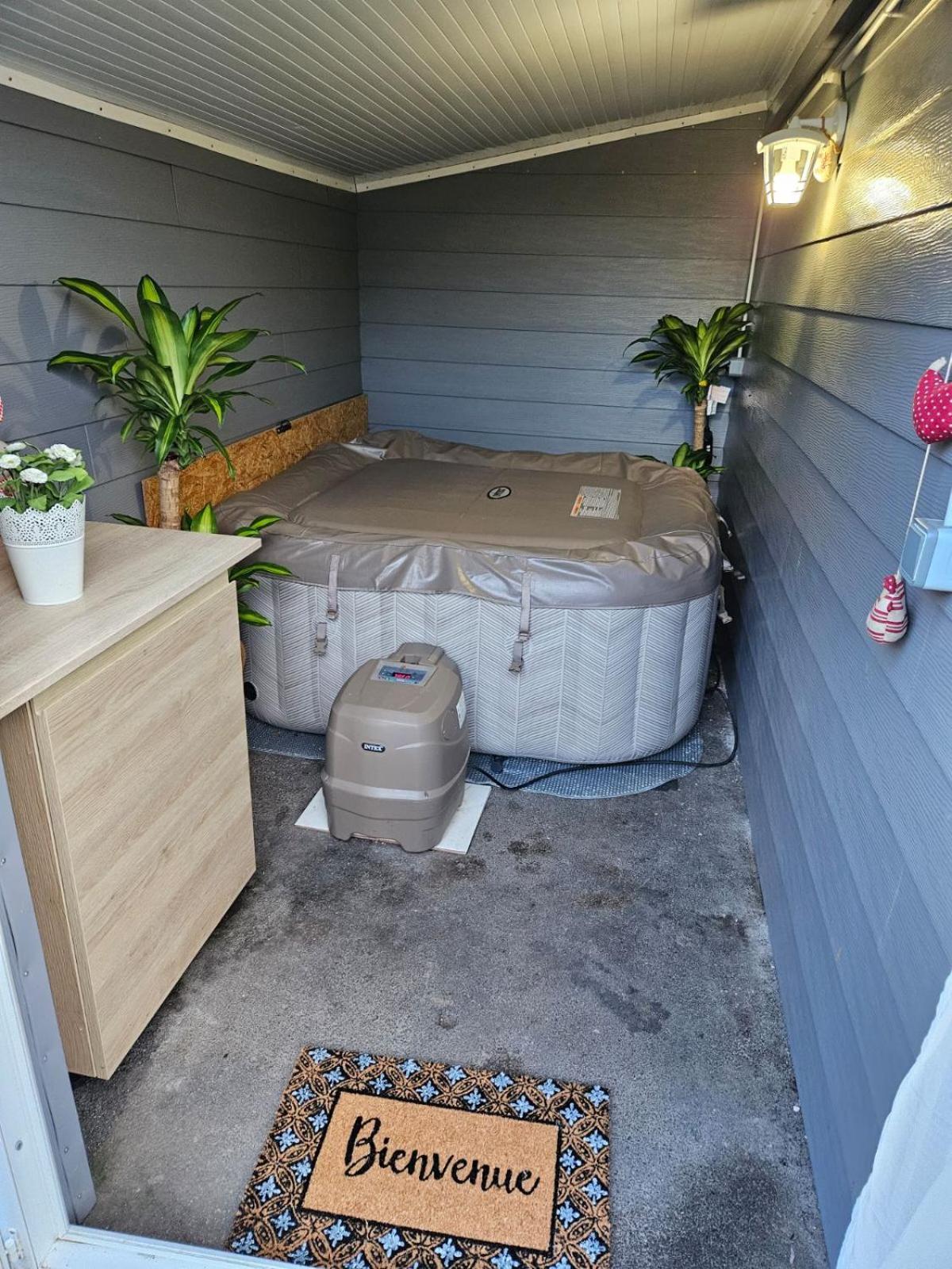 Cosy Maison 3 Chambres Honfleur Jardin, Parking Prive Et Jacuzzi エクステリア 写真